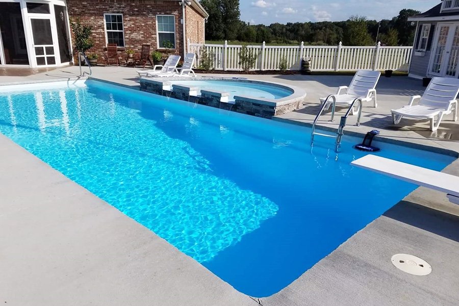 swimming-pool-manufacturers-1